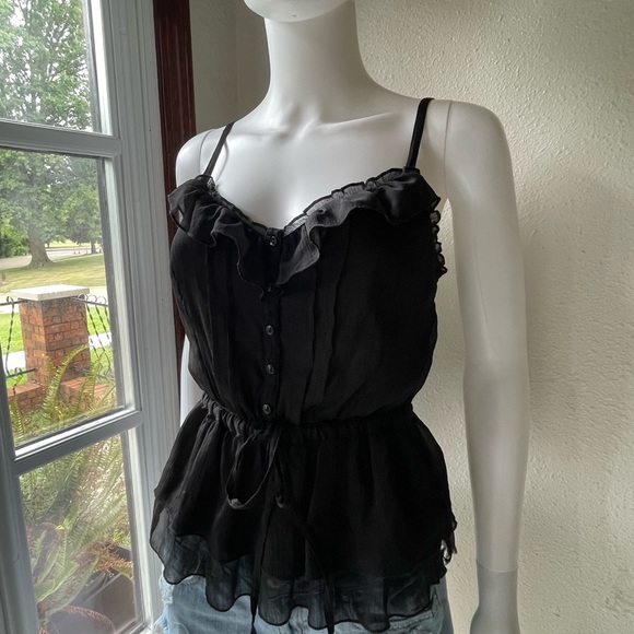 Forever 21 ruffle button up cami - Picture 3 of 12